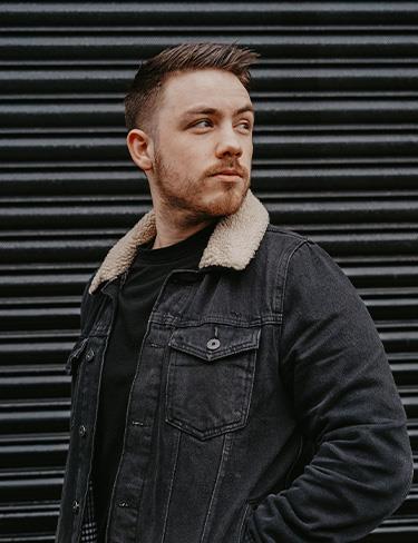 Дмитрий Варов